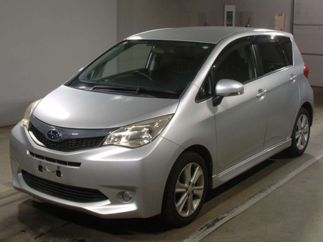 SUBARU TREZIA 2012