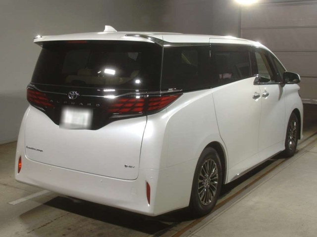 TOYOTA ALPHARD 2024