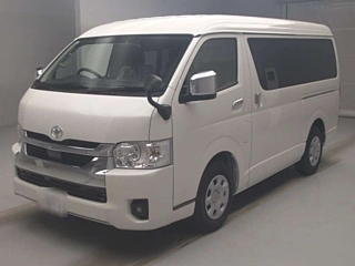 TOYOTA HIACE 2025