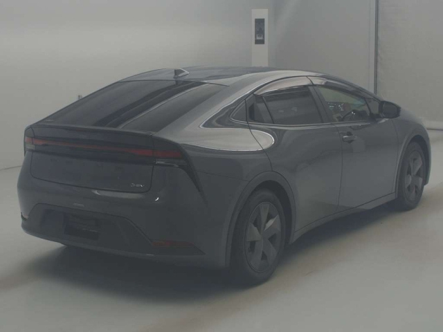 TOYOTA PRIUS 2024
