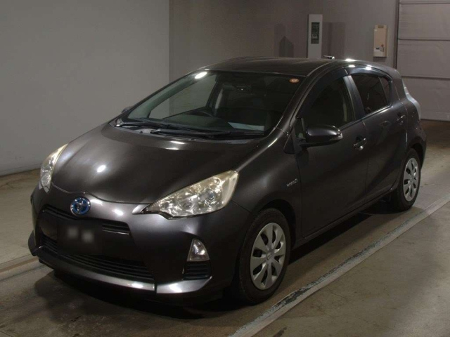 TOYOTA AQUA 2014