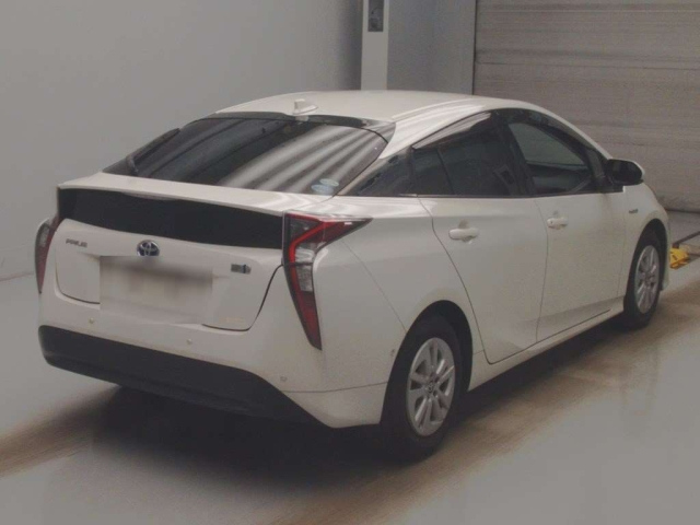 TOYOTA PRIUS 2018