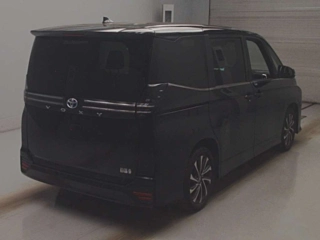 TOYOTA VOXY 2022