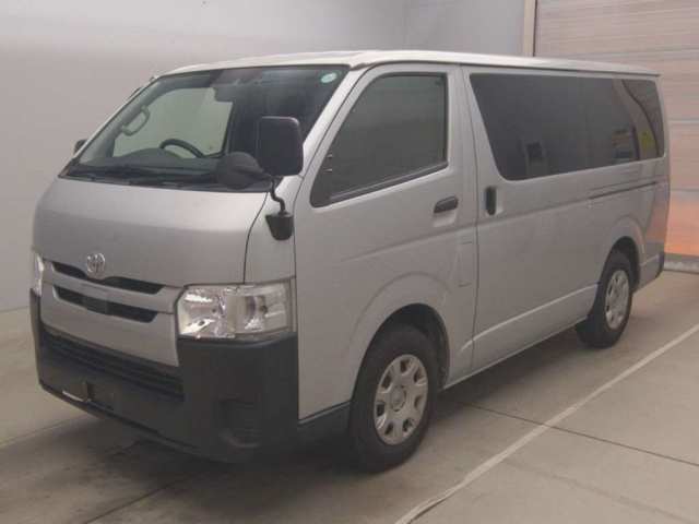 TOYOTA REGIUS ACE VAN 2019