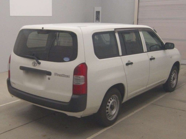 TOYOTA PROBOX 2018