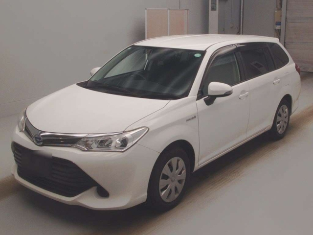 TOYOTA COROLLA FIELDER 2016