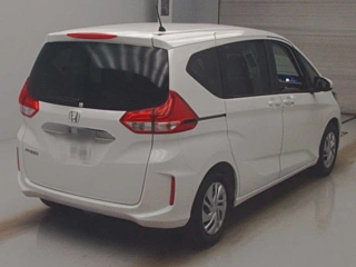 HONDA FREED 2023