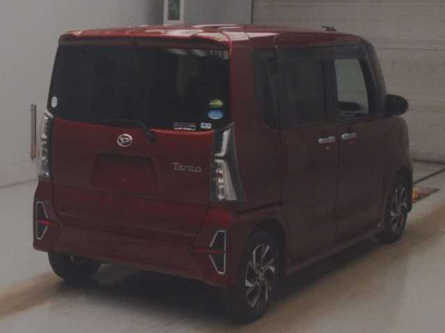 DAIHATSU TANTO 2020