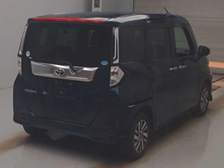TOYOTA ROOMY 2020