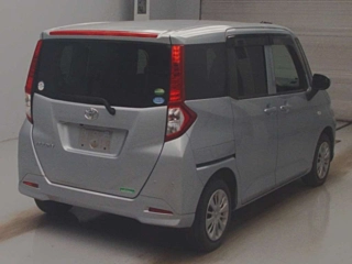 TOYOTA ROOMY 2020