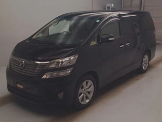 TOYOTA VELLFIRE 2010