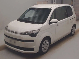 TOYOTA SPADE 2016
