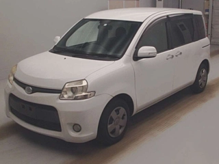 TOYOTA SIENTA 2014