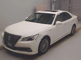 TOYOTA CROWN 2013