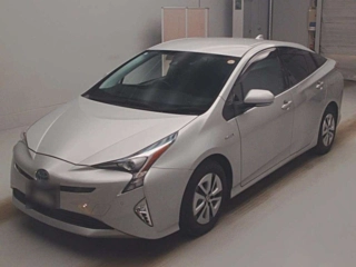 TOYOTA PRIUS 2016