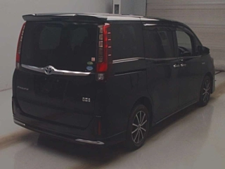 TOYOTA ESQUIRE 2015