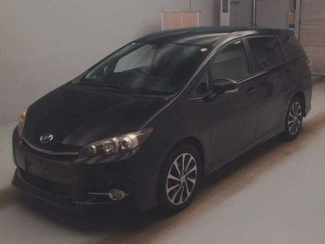 TOYOTA WISH 2012