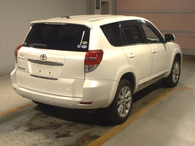 TOYOTA VANGUARD 2011