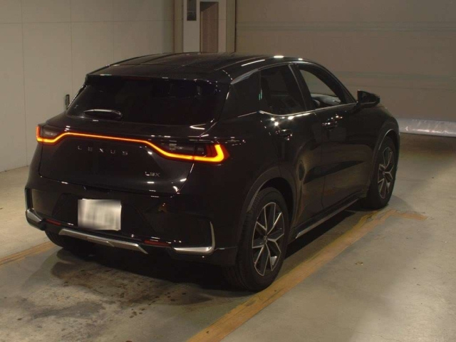 LEXUS LBX 2024