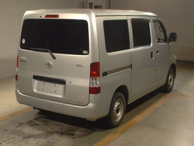 TOYOTA TOWN ACE VAN 2009