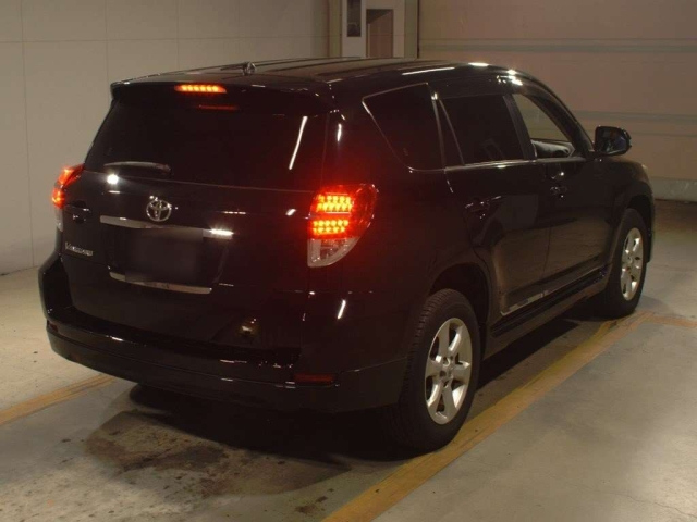 TOYOTA VANGUARD 2010