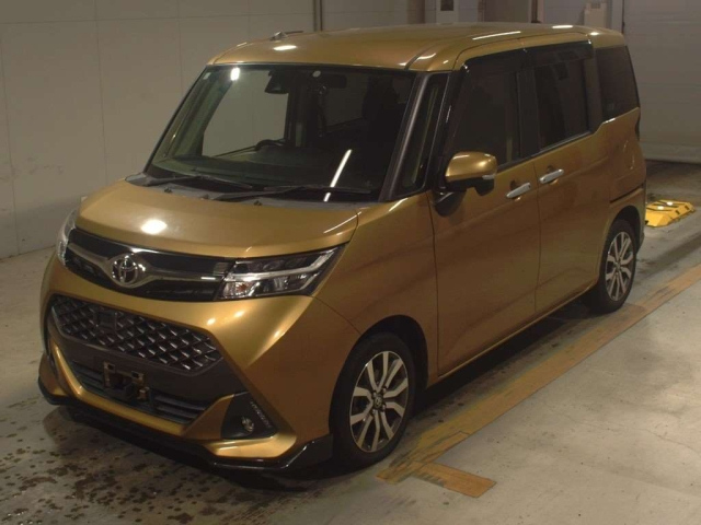 TOYOTA TANK 2017