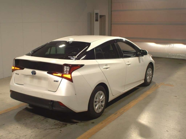 TOYOTA PRIUS 2020