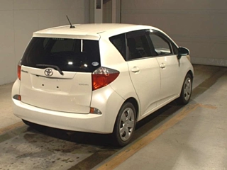 TOYOTA RACTIS 2012