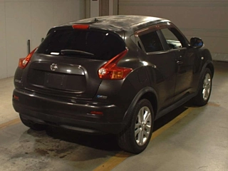 NISSAN JUKE 2010
