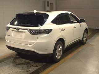TOYOTA HARRIER 2017