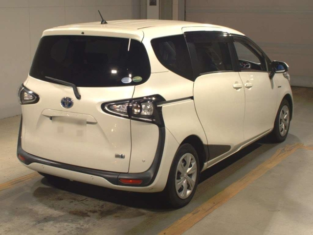TOYOTA SIENTA 2019