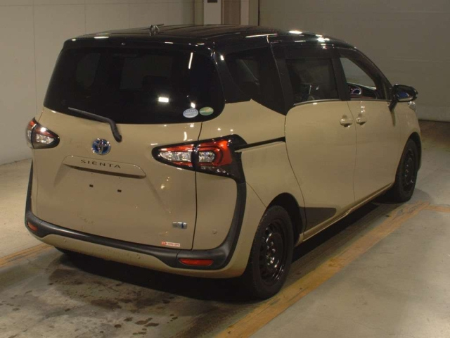 TOYOTA SIENTA 2020