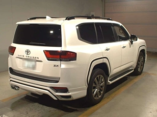 TOYOTA LAND CRUISER 2024