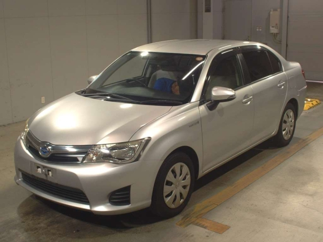 TOYOTA COROLLA AXIO 2014