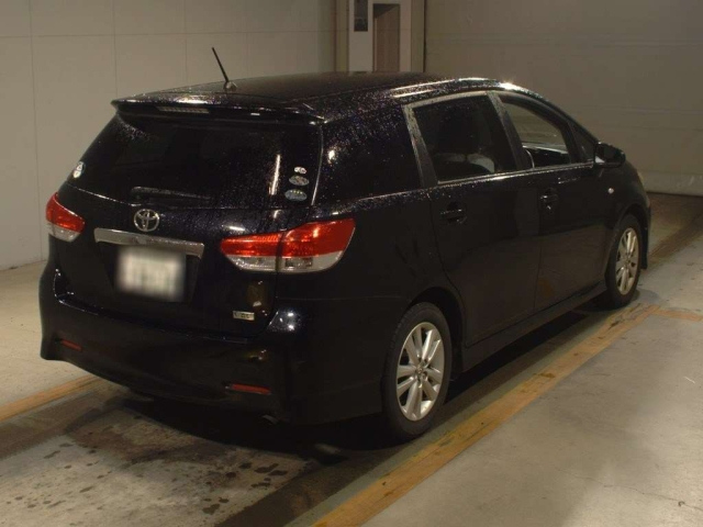 TOYOTA WISH 2009