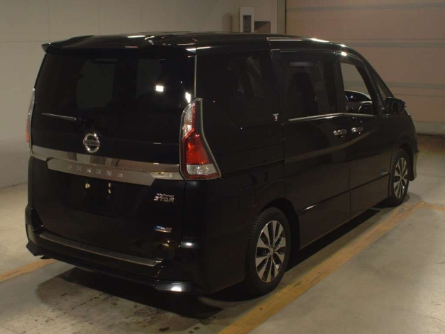 NISSAN SERENA 2017
