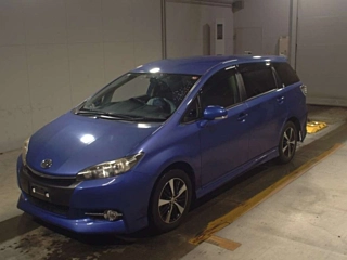TOYOTA WISH 2014