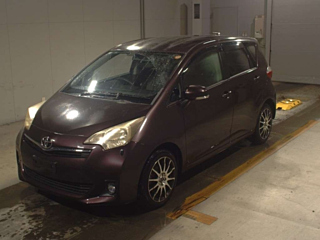 TOYOTA RACTIS 2010
