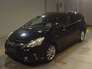 TOYOTA PRIUS ALPHA 2012