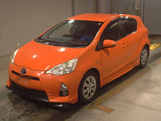 TOYOTA AQUA 2012