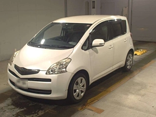 TOYOTA RACTIS 2010