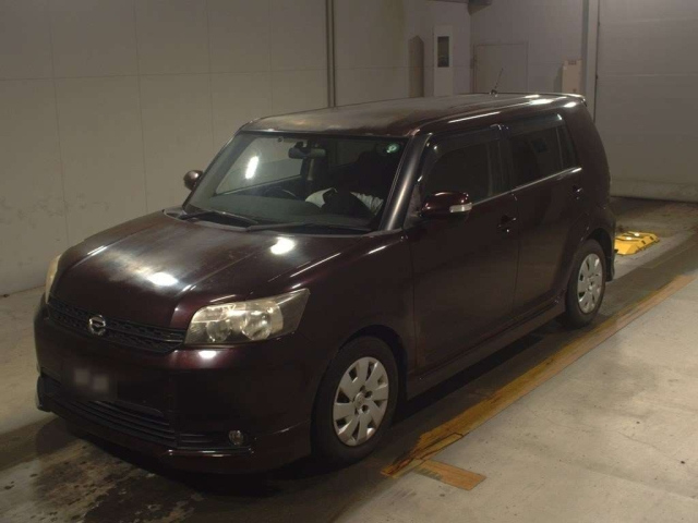 TOYOTA COROLLA RUMION 2010