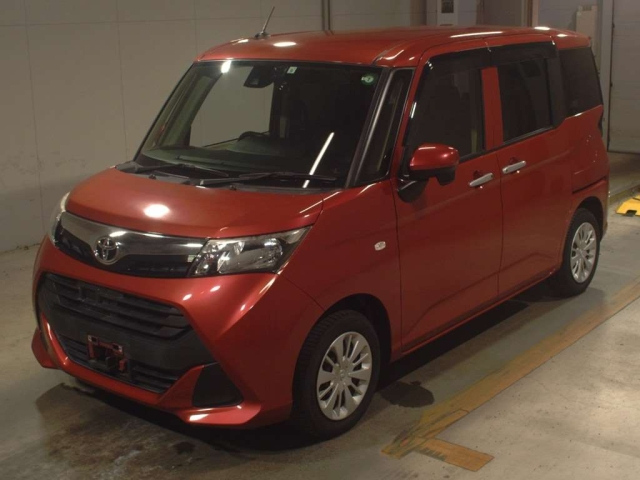 TOYOTA TANK 2017