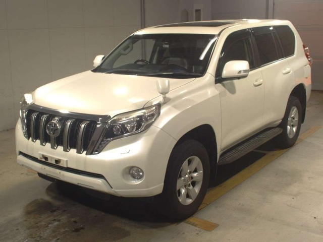 TOYOTA LAND CRUISER PRADO 2015
