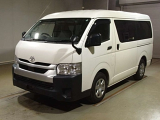 TOYOTA HIACE 2021
