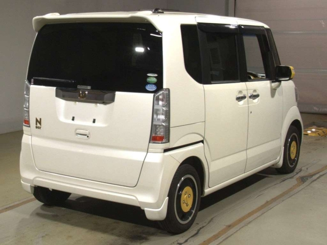 HONDA N BOX 2017