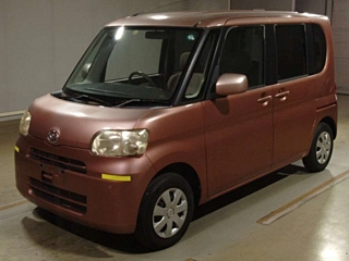 DAIHATSU TANTO 2010