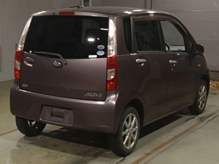 DAIHATSU MOVE 2011