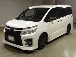 TOYOTA VOXY 2016