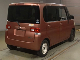 DAIHATSU TANTO 2008